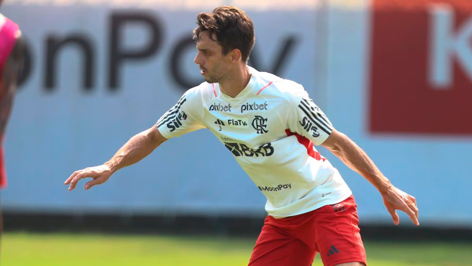 Rodrigo Caio J Tem Data Para Estreia No Gr Mio Sougremio