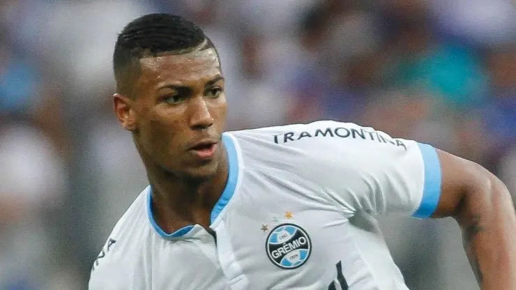 “Depois do Flamengo”  Walace ex Grêmio pode estar de malas pronta para um gigante brasileiro