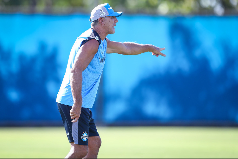 Grêmio encara Brasil de Pelotas na Arena pelo Gauchão em busca do "equilibrio" do time