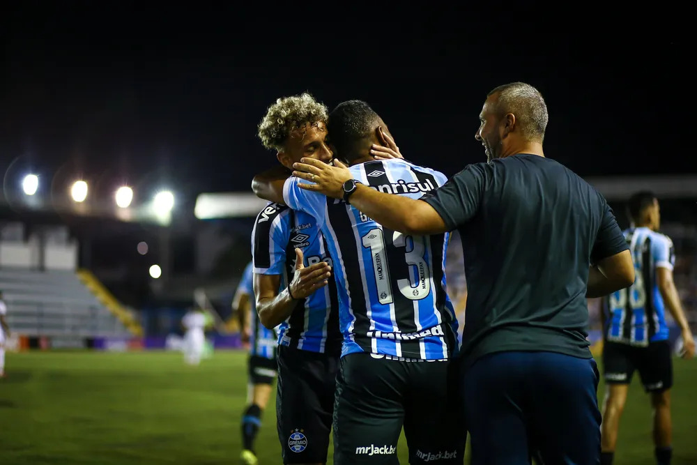 Análise da partida São José 0 x 1 Grêmio: tricolor precisou dos jogadores a titulares para poder vencer