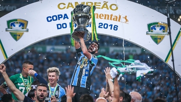 Grêmio em um jogo épico levou a 5ª taça em 2016