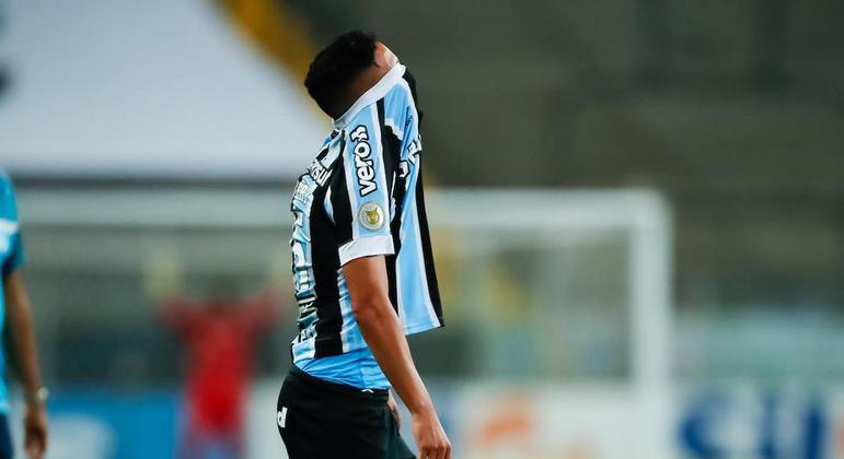 Grêmio vence o Novo Hamburgo em jogo-treino no CT Luiz Carvalho