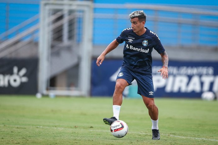 As dúvidas do técnico Renato para o jogo de hoje no Grêmio