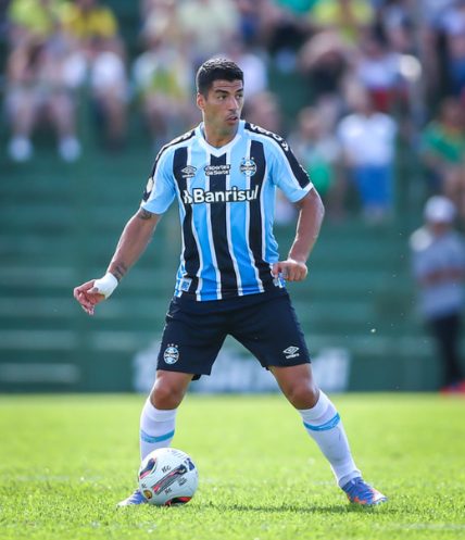 Suárez perde pênalti e Grêmio paga o preço por desperdiçar muitas chances na partida contra o Ypiranga