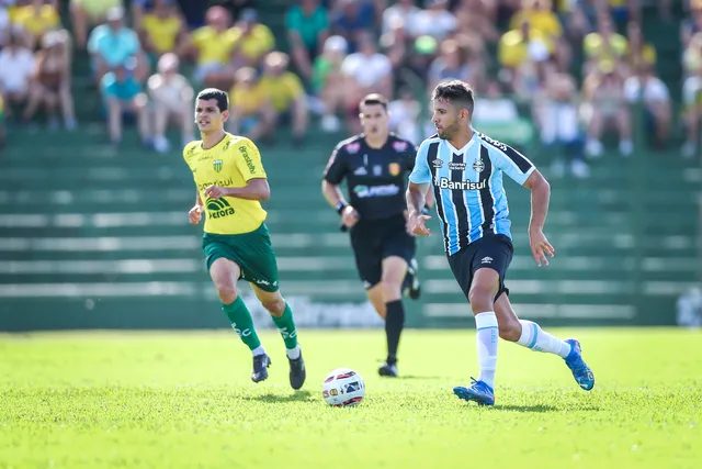 Grêmio: Veja o possível time que Renato pode montar com os desfalques para o confronto contra o Ypiranga sábado dia 25