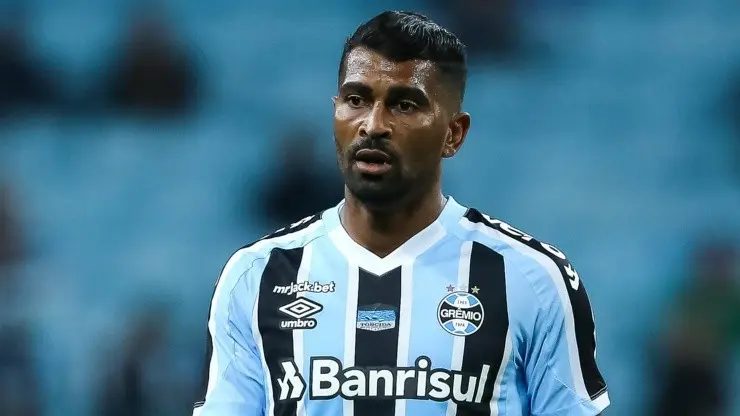 Nem bem saiu do Grêmio e o seu substituto já está definido no time para a temporada de 2023