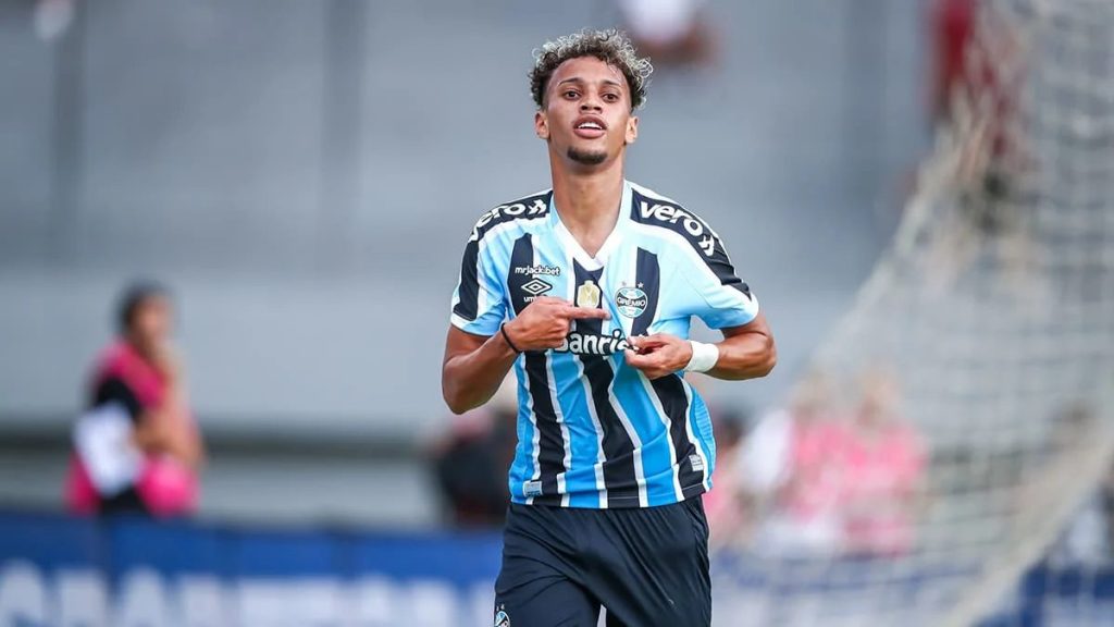 Grêmio: “Bitello alvo no mercado da bola” Jogador se afirmou na terceira função e vem bem nos campeonatos 09/03/2023