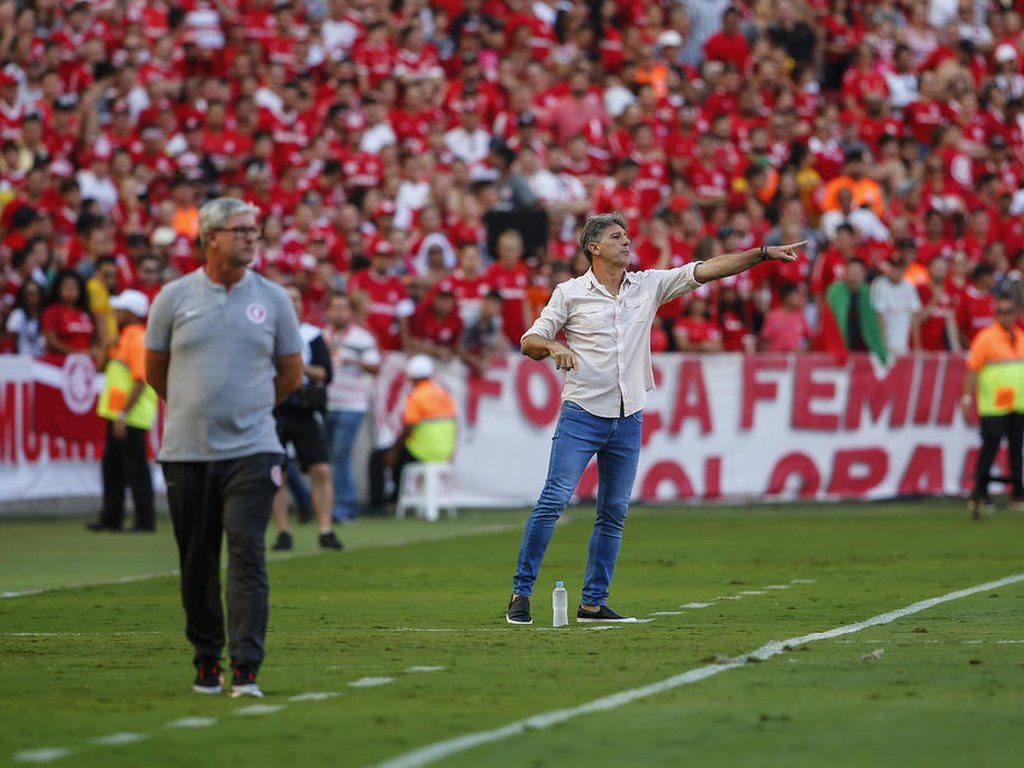 Renato Portaluppi X Odair Hellmann, quem levou mais vantagem dos confrontos