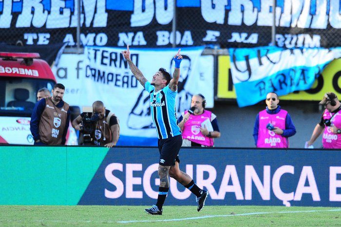 Grêmio fica no 1 a 1 com o Caxias e deixa a decisão do Gauchão para a Arena