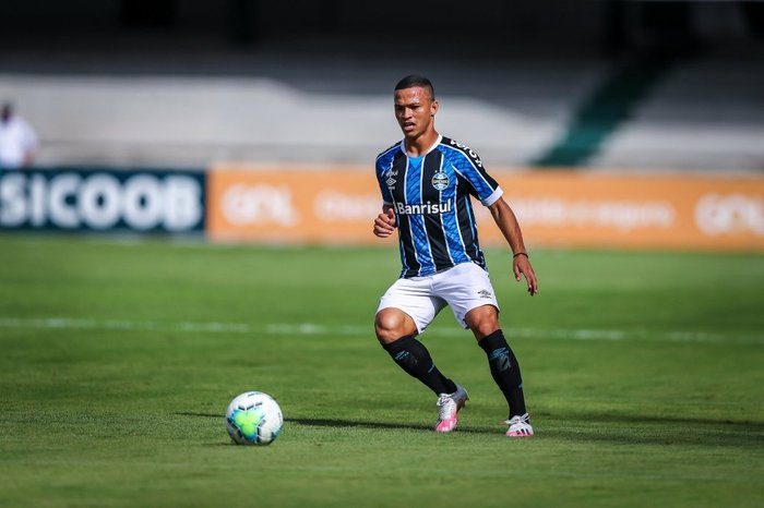 Grêmio em processo Foto Lucas Uebel