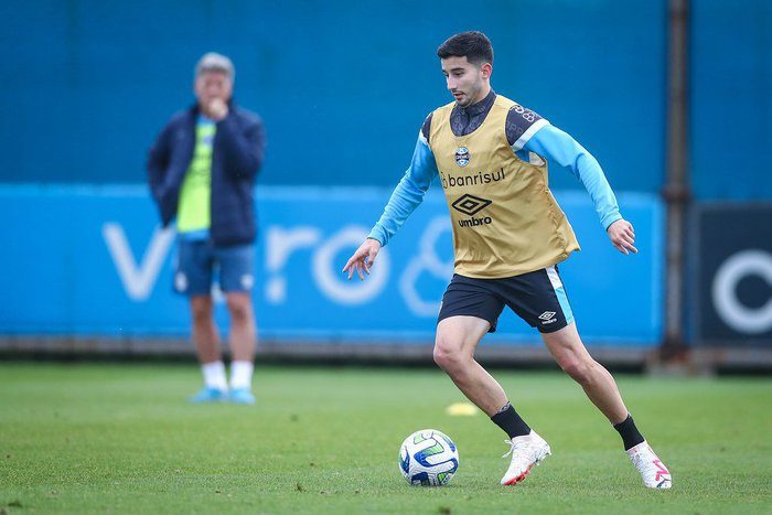 Villasanti celebra seu desempenho no Grêmio com grande impacto: "Nunca tive um papel tão decisivo antes"