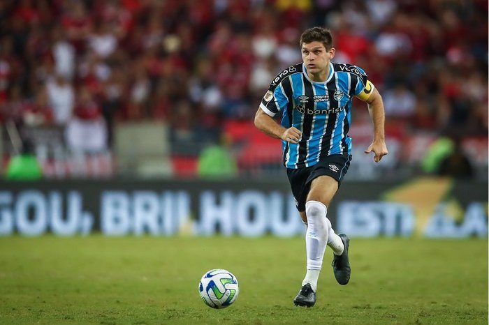 Clube argentino demonstra interesse em Kannemann através de sondagem.