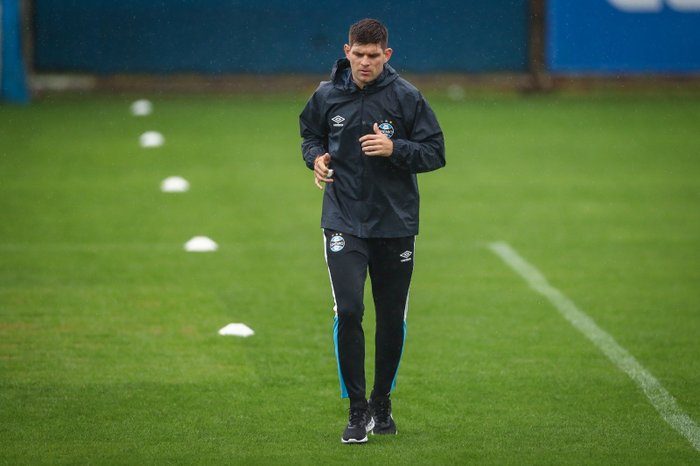 Contagem Regressiva: Kannemann se Prepara para Voltar ao time do Grêmio!