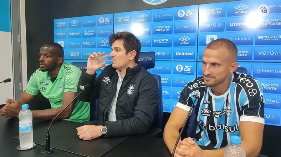 Rodrigo Ely revive lembranças da infância e explica decisão pelo Grêmio: "O sonho de um garoto"