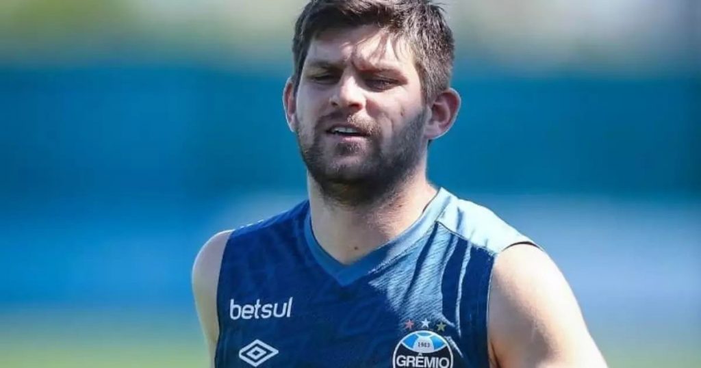 Independiente avança nas negociações e planeja contratar Kannemann, do Grêmio.