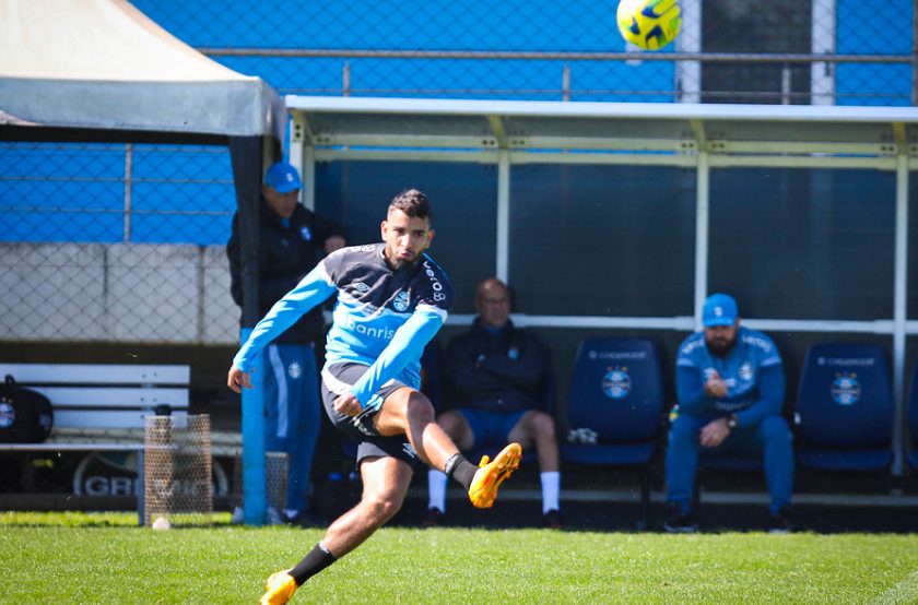 As alternativas de Renato na montagem da equipe do Grêmio diante do Flamengo