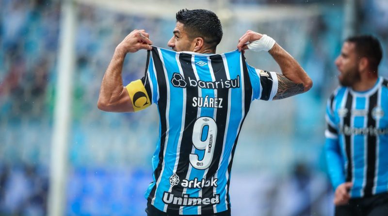 Suárez joga: veja escalação do Grêmio no jogo contra o São Luiz