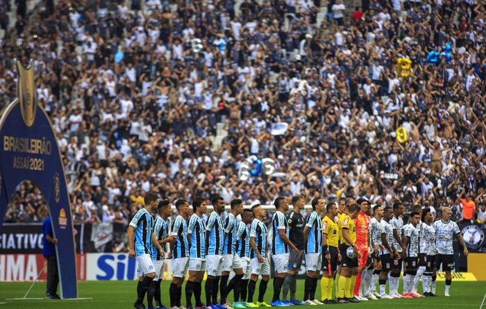 Em jogo de oito gols, Corinthians empata com Grêmio em Itaquera pelo  Brasileiro