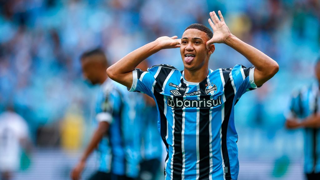 Com aval de Rogério Ceni Bahia tenta contratação milionária ex-Grêmio: "R$ 115 milhões"