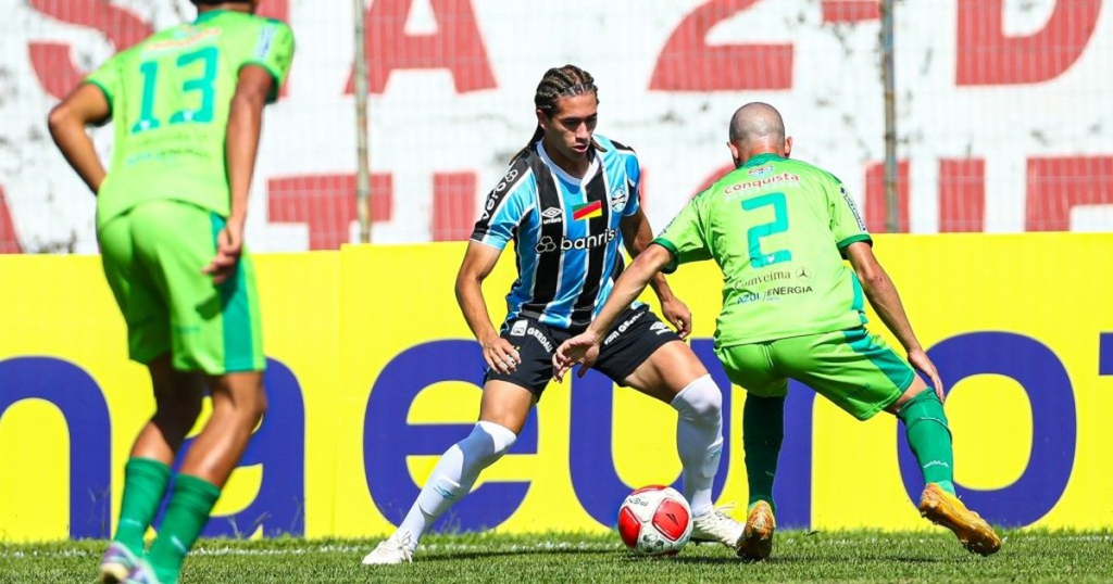Gustavo Quinteros