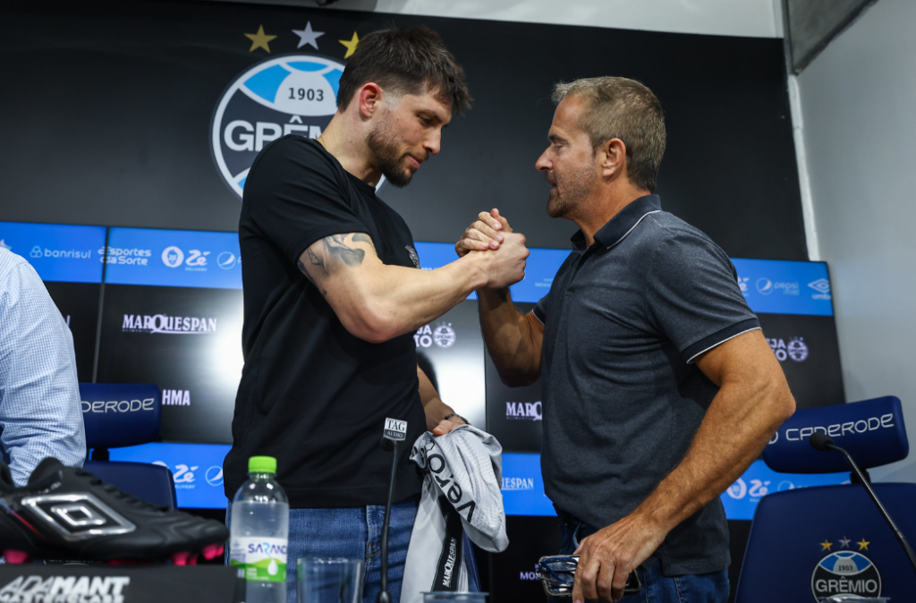Tiago Volpi promete superar desconfiança dos torcedores "Defender o Grêmio é a realização de um sonho"