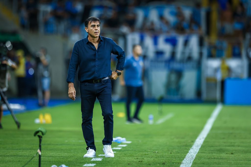 Quinteros merece tempo para trabalhar? E o Gre-Nal pode ser um divisor de aguas