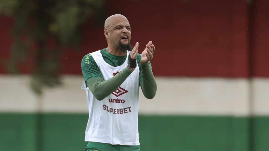 "Vai ser difícil!": Felipe Melo 'analisa' clássico Gre-Nal no Gauchão