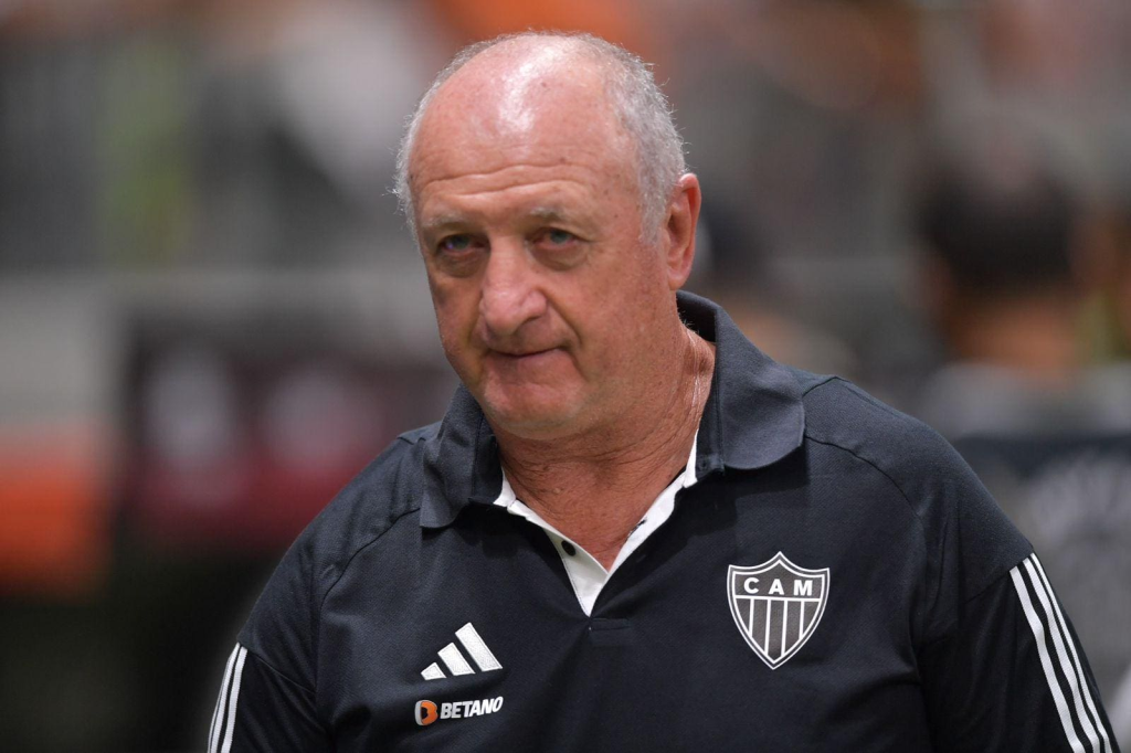 Felipão de volta ao Grêmio: defesa a Jemerson acende alerta no vestiário tricolor
