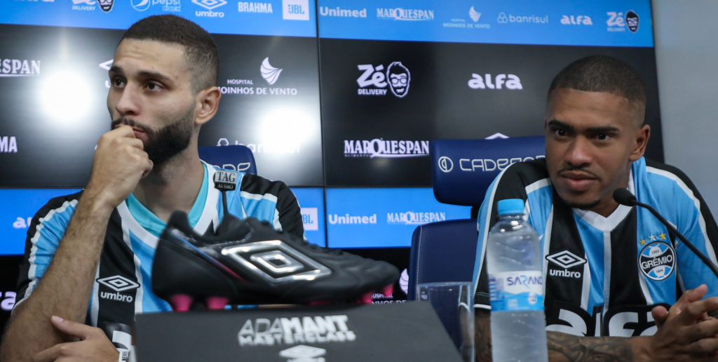 Goleiro do Vitória manda recado para Wagner e Esteves antes de enfrentar o Grêmio: "Se for para chorar…"