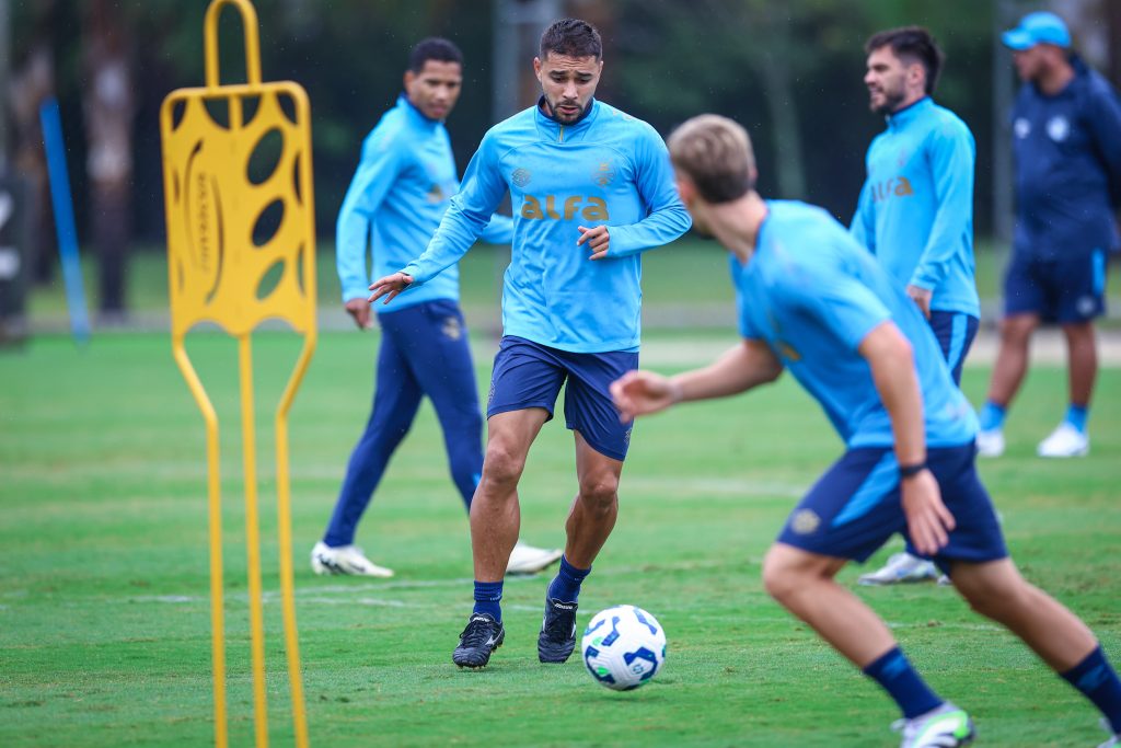 Grêmio definido! Mano Menezes promove mudanças para enfrentar o Bragantino