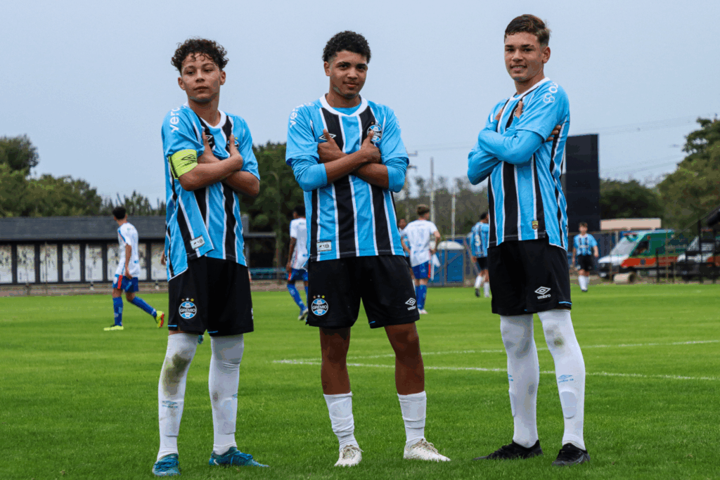 Grêmio atropela Apafut com nove gols e segue imbatível no Gauchão Sub-15