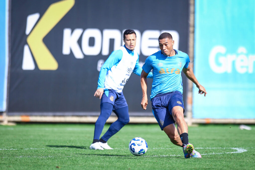 "Está fora?": Grêmio recebe 'comunicado' direto do departamento médico