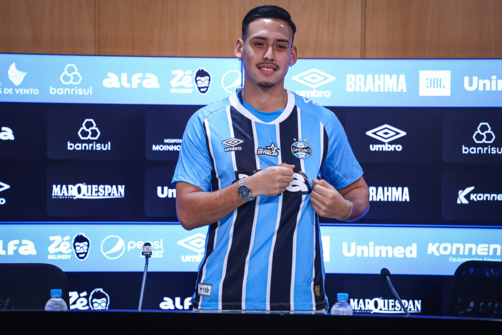 Erick Noriega revela o 'motivo decisivo' por trás de sua contratação pelo Grêmio