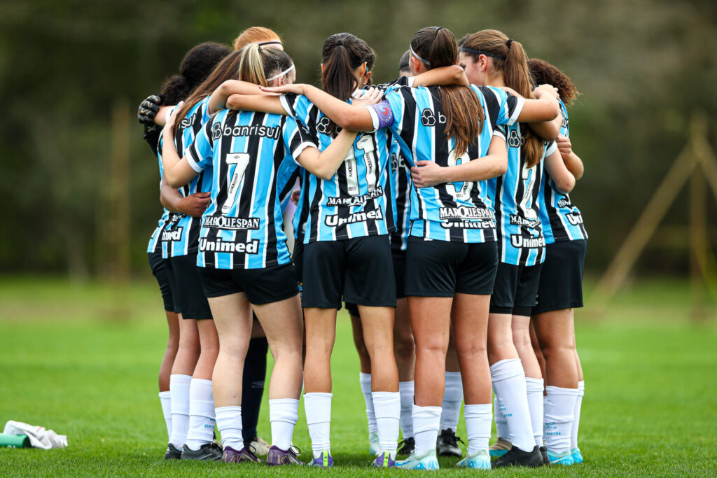 Grêmio goleia na ida e fica a um passo da final do Gauchão Feminino Sub-15
