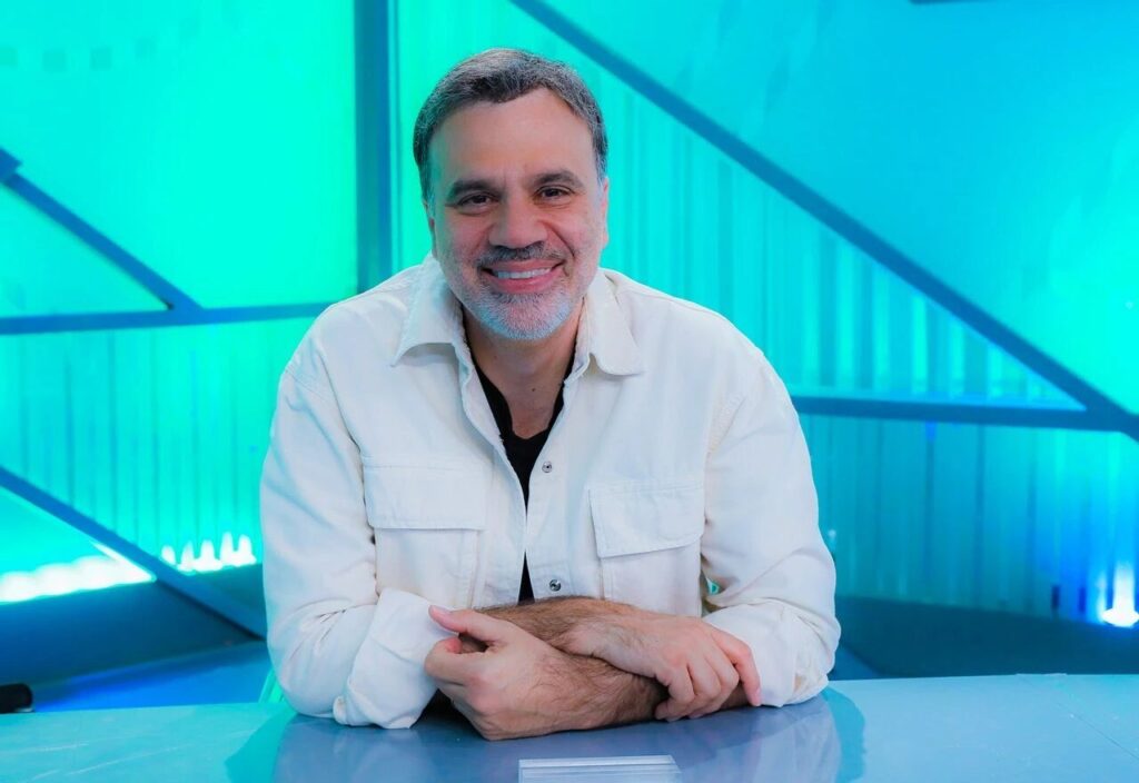 Mauro Beting dispara contra o pênalti marcado para o Grêmio: "Eu não marcaria"