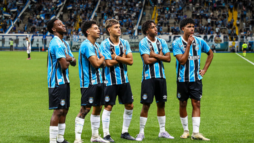 Cria da base do Grêmio entra na lista dos 60 maiores talentos do futebol