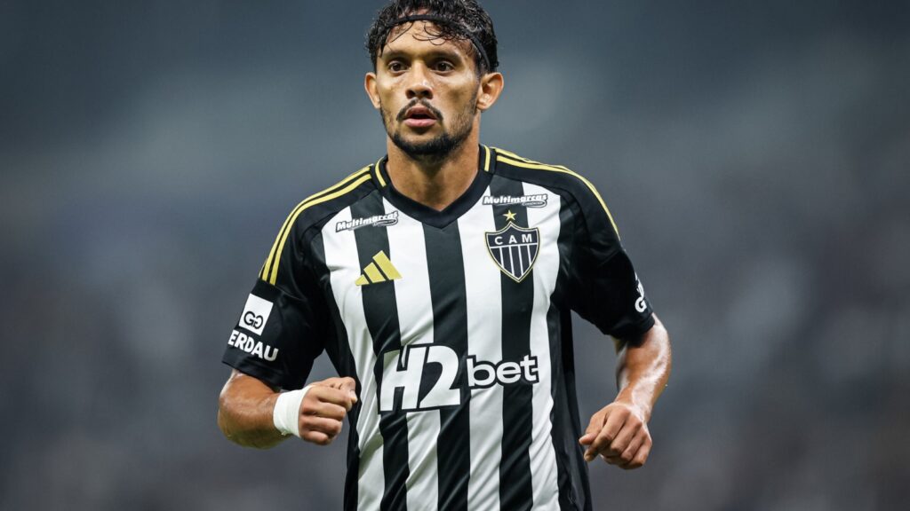 Meia badalado entra no radar do Grêmio clima esquenta nos bastidores