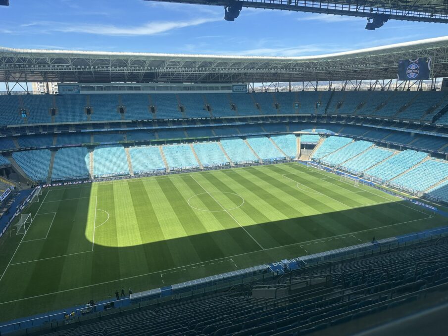 Arena do Grêmio terá novo gramado de alto padrão em 2026, revela ex-gestor do estádio