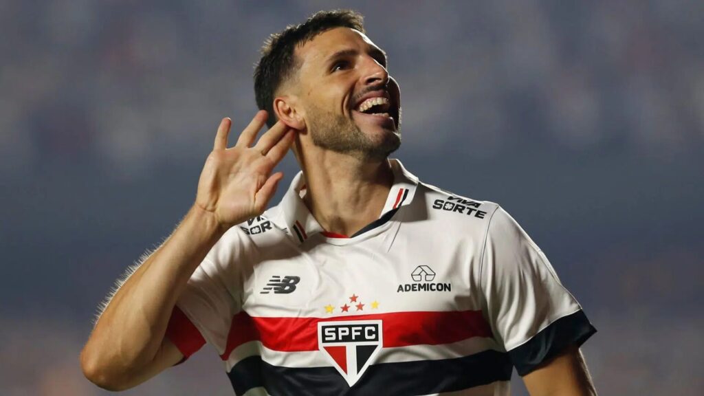 Grêmio pega São Paulo desfalcado e sem peças importantes