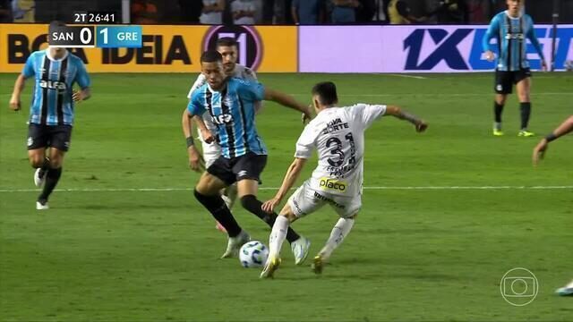 Santos e Grêmio travam duelo intenso e ficam no empate na Vila Belmiro