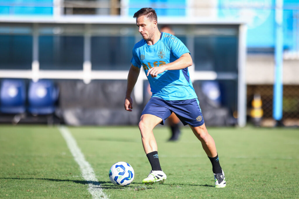 Mano mexe no miolo e Grêmio prepara surpresa para encarar o Vasco na Arena