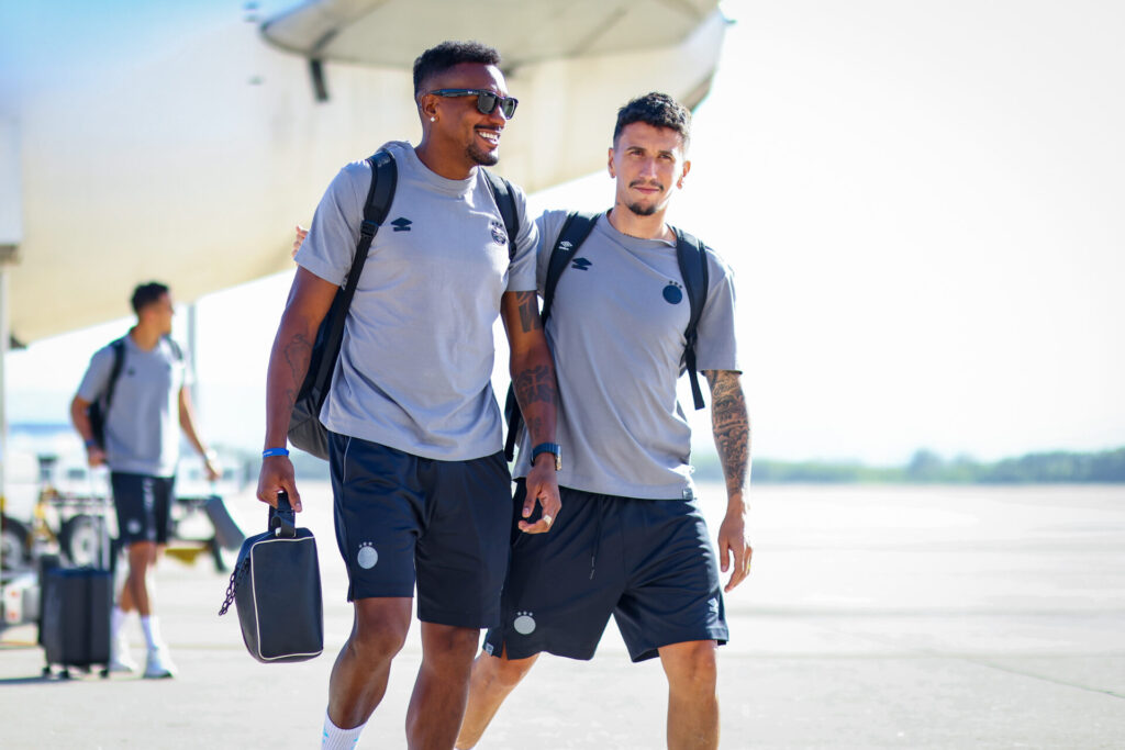 Mano reage a vaias e crava posição firme sobre peça contestada no Grêmio