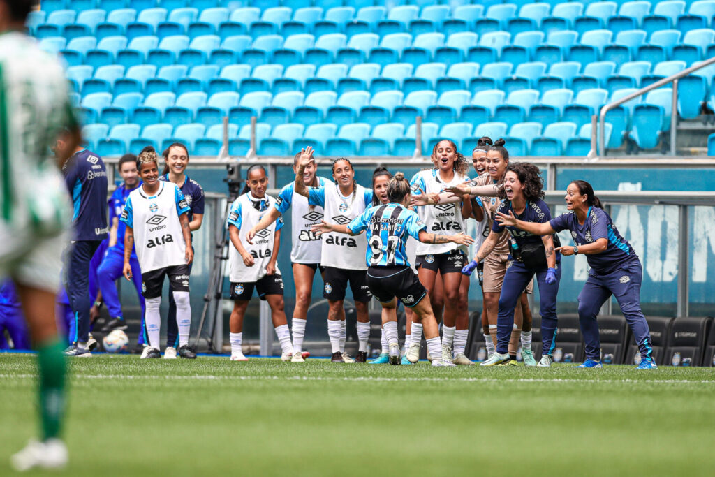 Grêmio vence na Arena e é bicampeão Gaúcho Feminino 2025