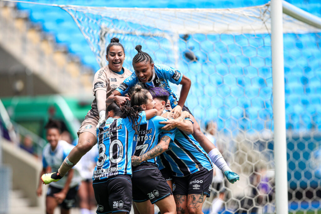 Grêmio vence na Arena e é bicampeão Gaúcho Feminino 2025