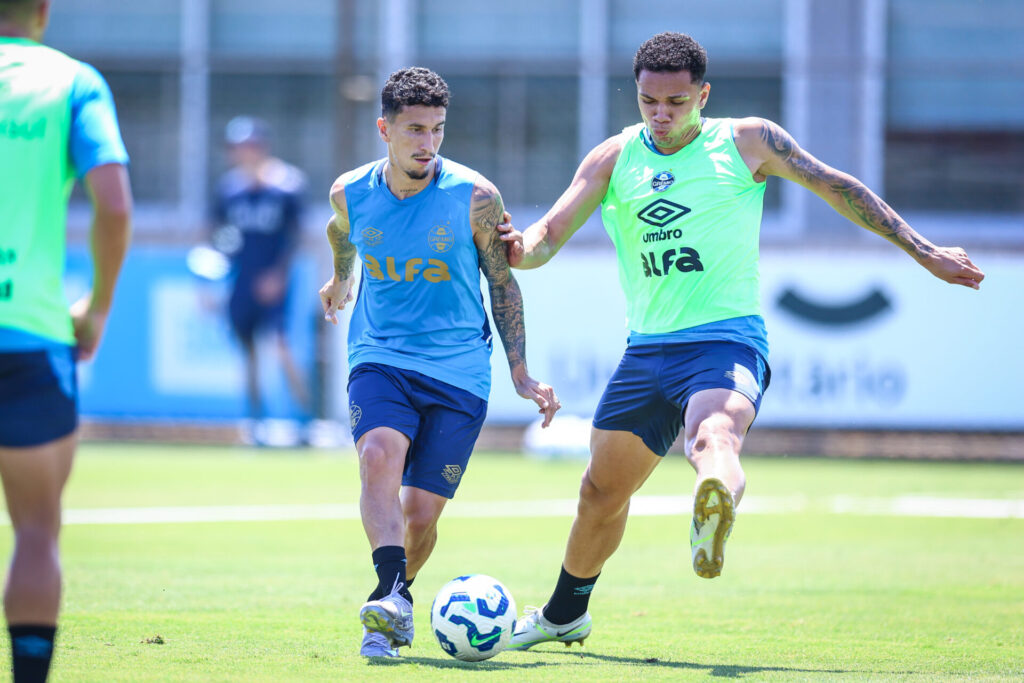 Grêmio muda o foco e acelera preparação para duelo decisivo na Arena