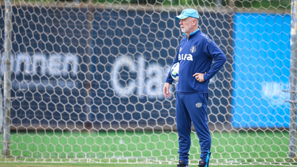 Proposta na mesa do Grêmio por jogador xodó de Mano Menezes: “R$ 7 milhões”