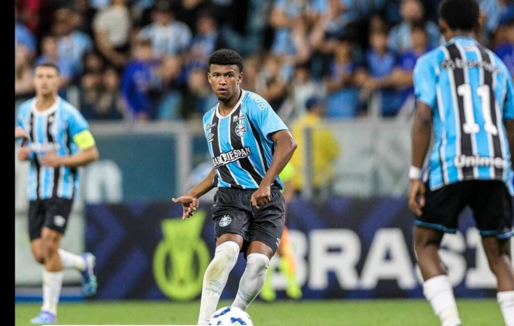 Gigantes europeu de olho em joia do Grêmio de 17 anos