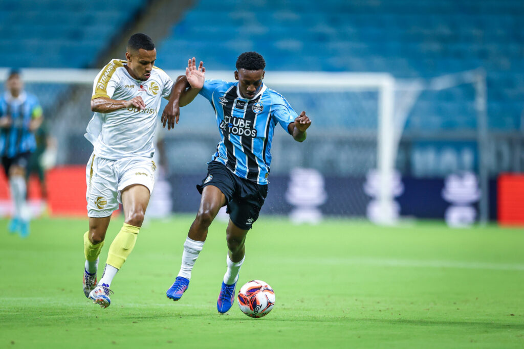 Grêmio pede para o São José por 1 a 0 na Arena
