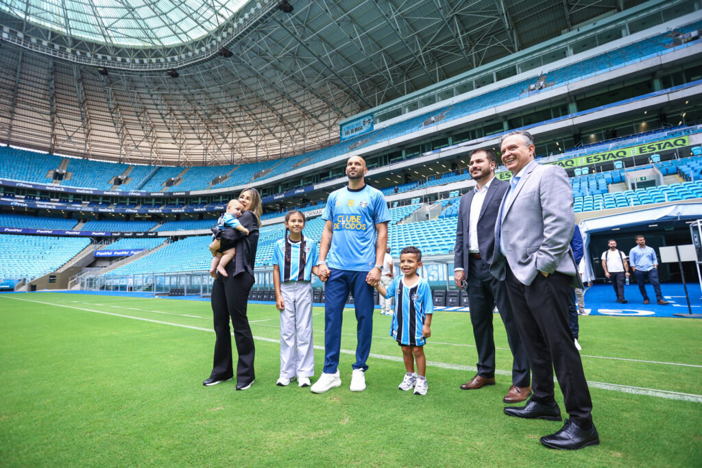 Weverton abre o jogo e explica por que disse sim ao Grêmio: “Gigante que atrai”