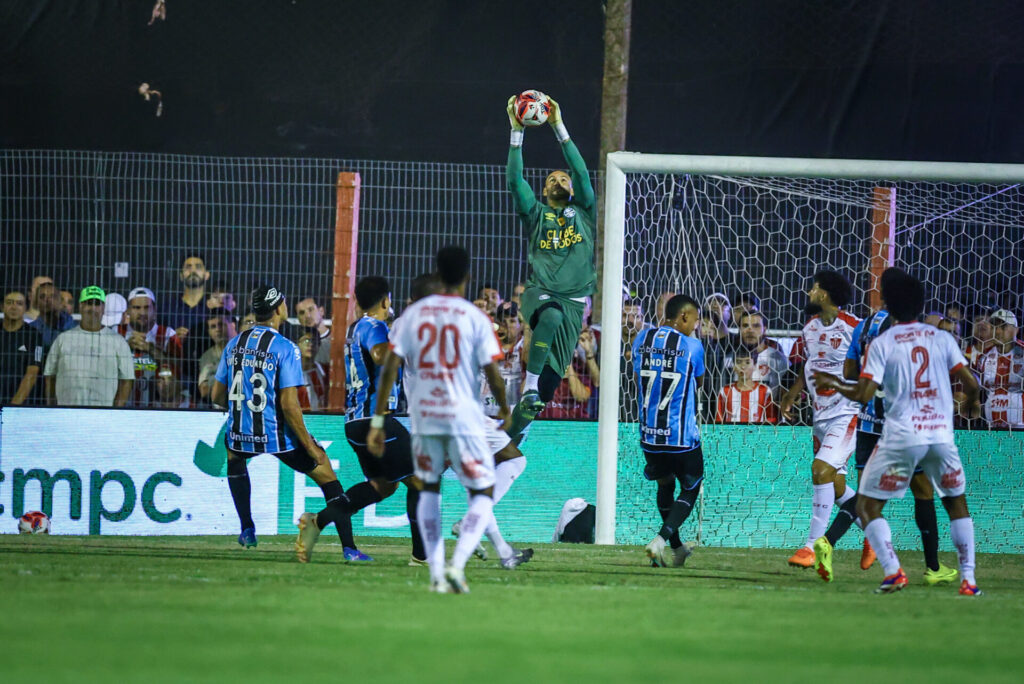 Grêmio faz mistério e aumenta o suspense para o Gre-Nal 449